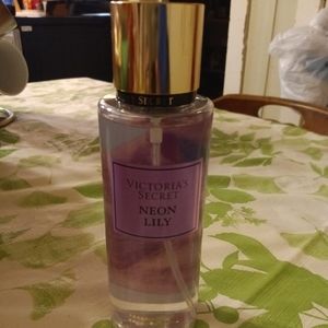 Victoria secret body spray